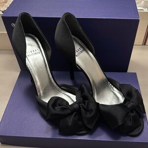 Like New Stuart Weitzman - Black Satin Pump with Satin Bow 🎀